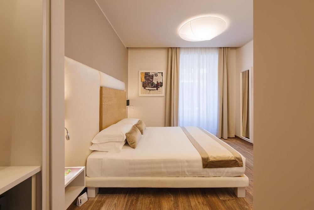 Etruska Luxury Trastevere 35/56
