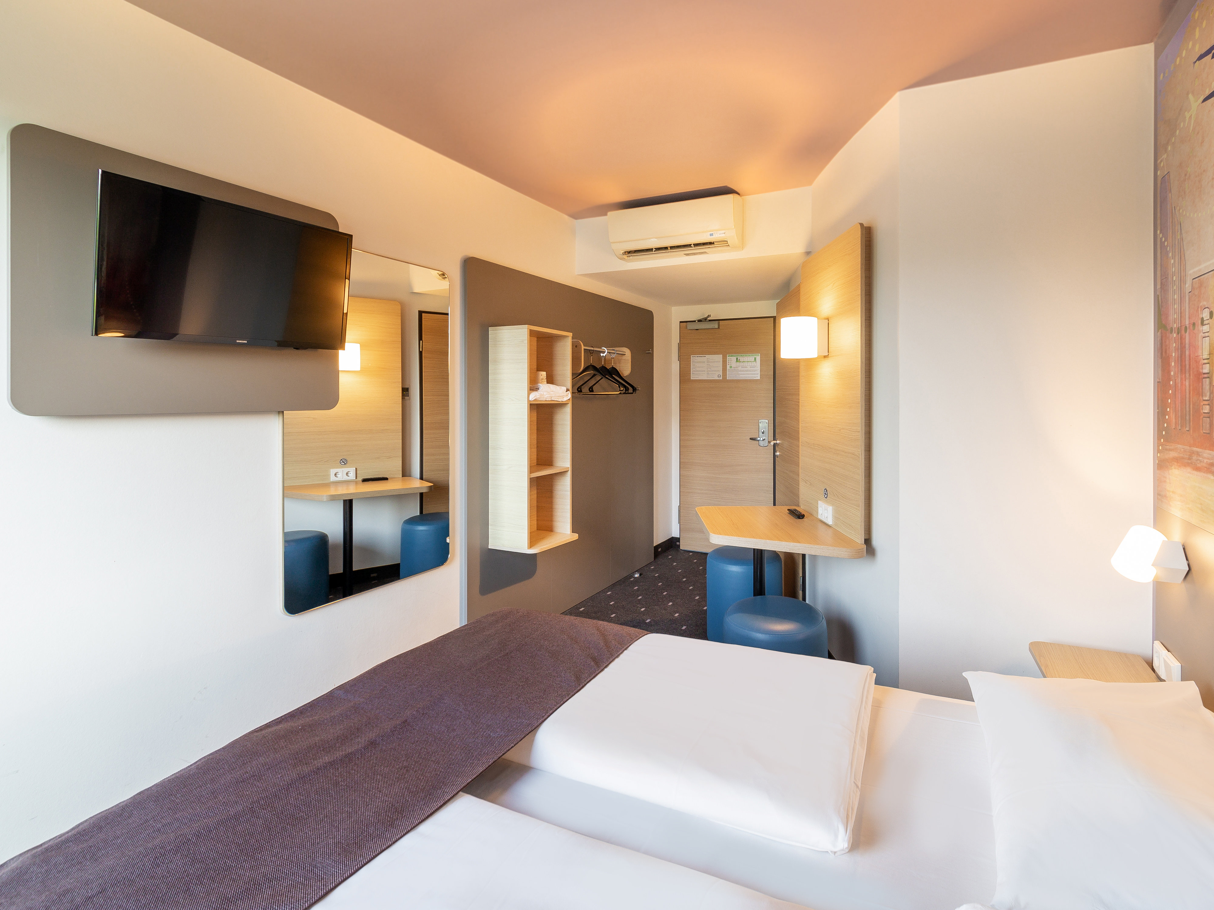 B&B Hotel Dusseldorf-Airport 写真4