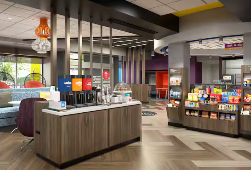 Lobby at Tru by Hilton Burlington, NJ, BURLINGTON - NJ