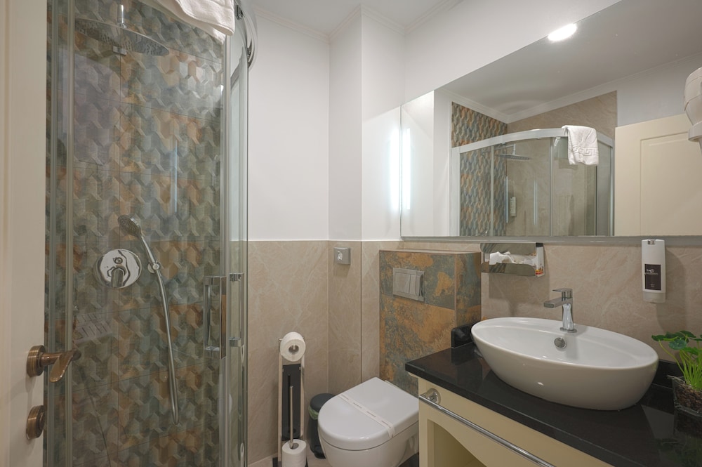 Old Town Boutique Hotel 44/50