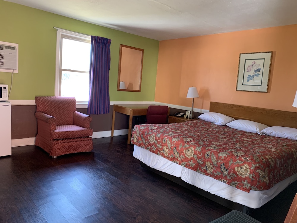 Royal Inn Motel 13/26