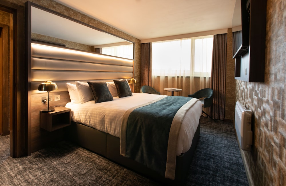 غرفة كلاسيكية بسرير مزدوج أو سريرين منفصلين، Carlton Hotel 5/6