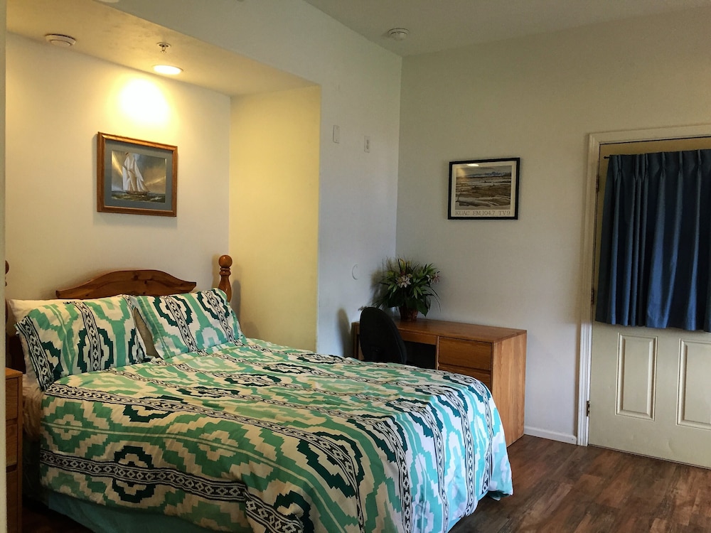 Fairbanks Extended Stay 12/50