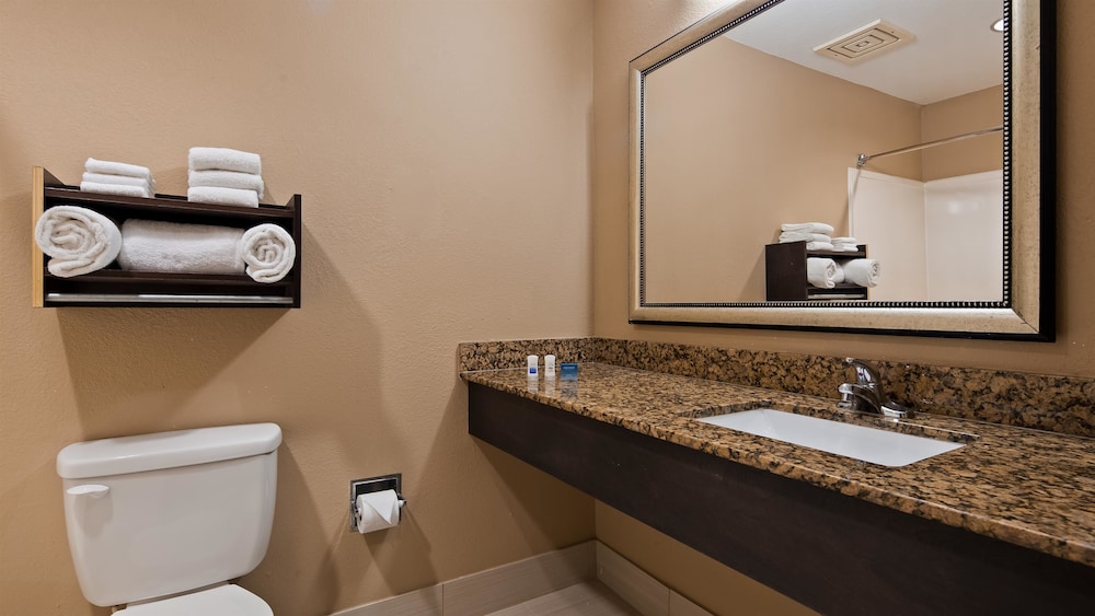 Best Western Inn & Suites - Lake Charles 13/40