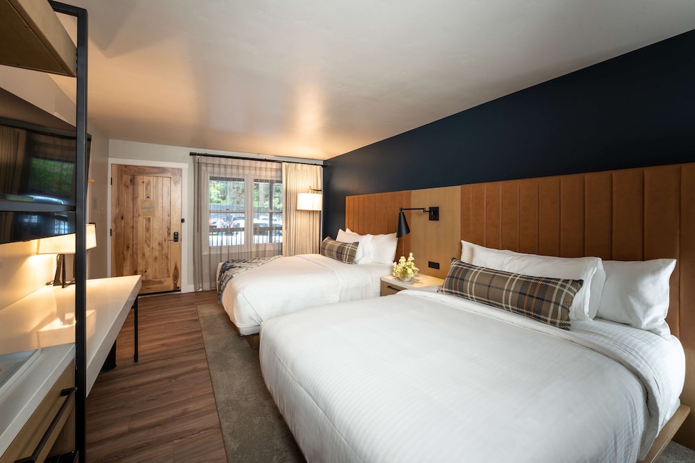 Parkside Inn at Incline 17/57