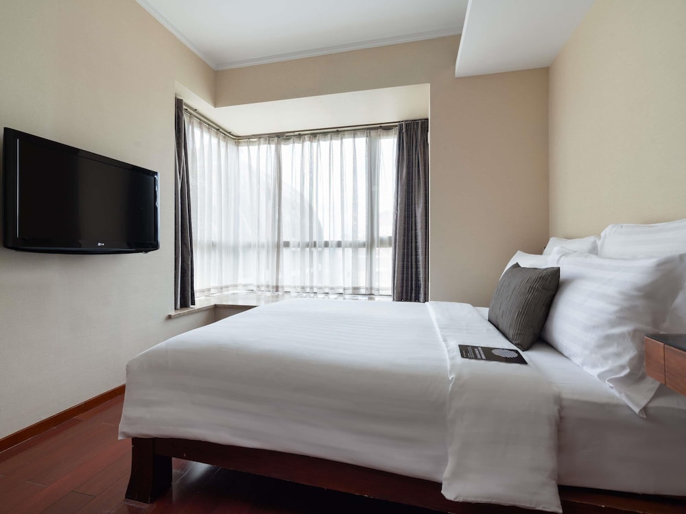 جناح ديلوكس بسرير كينج بإطلالة على البحر بغرفة نوم واحدة بمطبخ، Pullman Oceanview Sanya Bay Resort and Spa 3/5