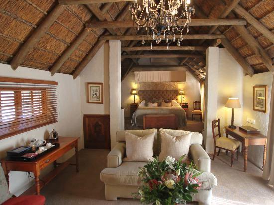 Suite, Garden View