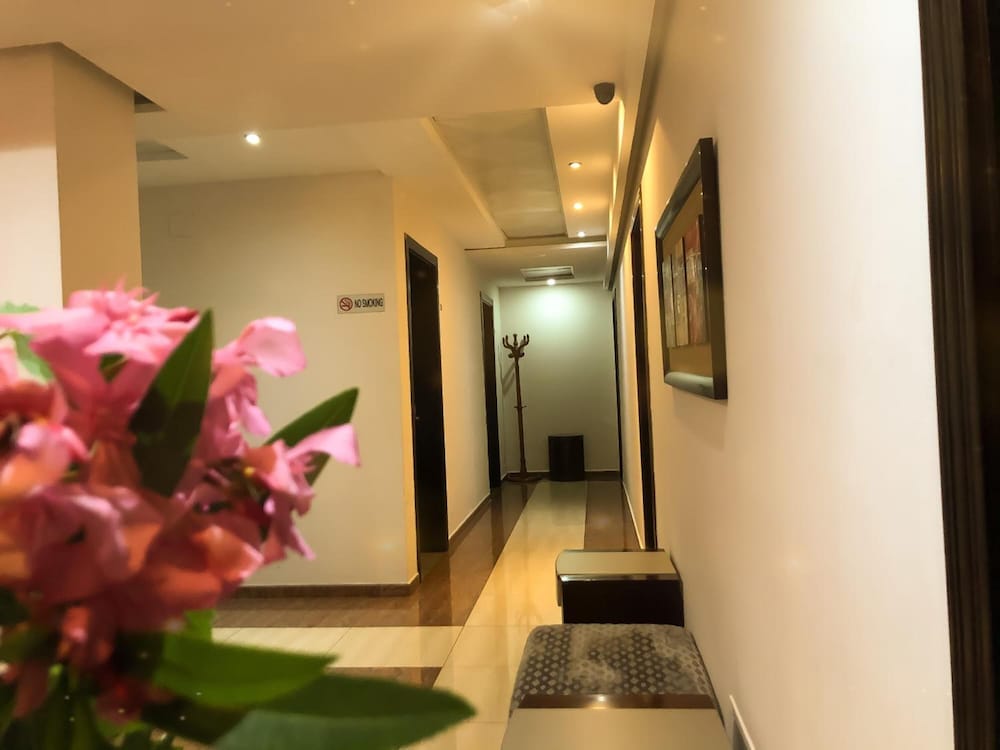 Kompleksi Arifi Hotel 32/50
