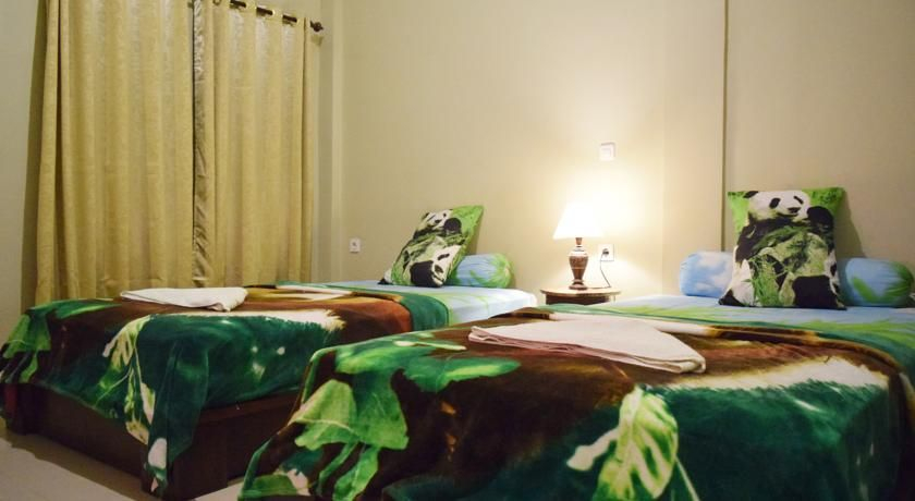 Female Dorm, Female Only