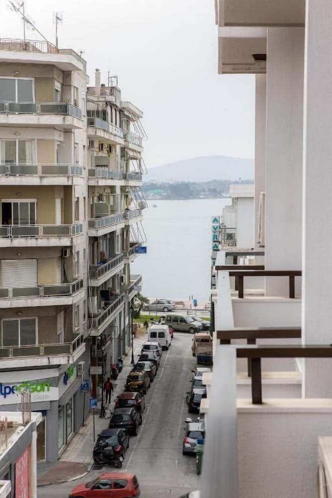 Philippos Hotel 54/63