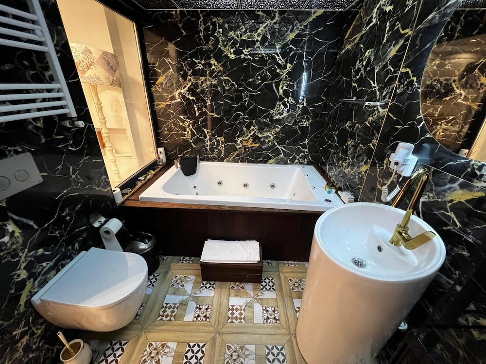 Grand Atakum Boutique Hotel 43/44