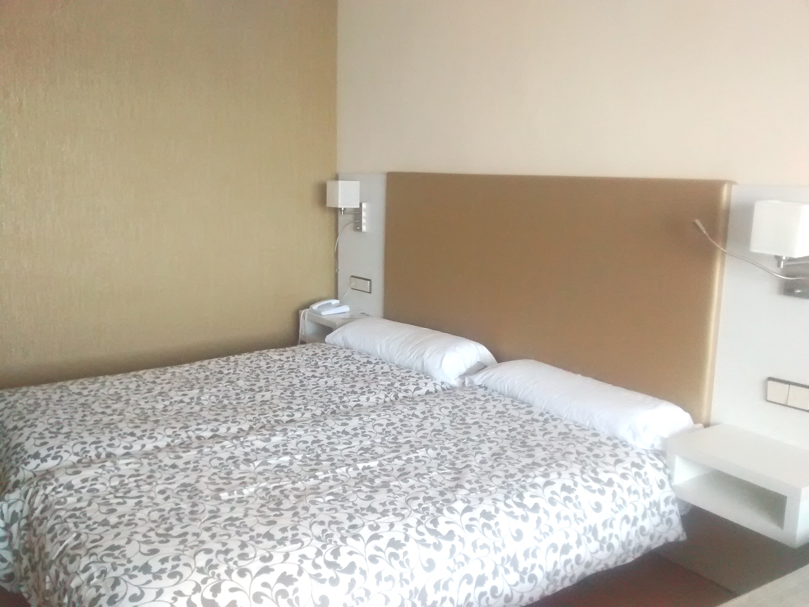 Bahia Sur Hotel 42/44