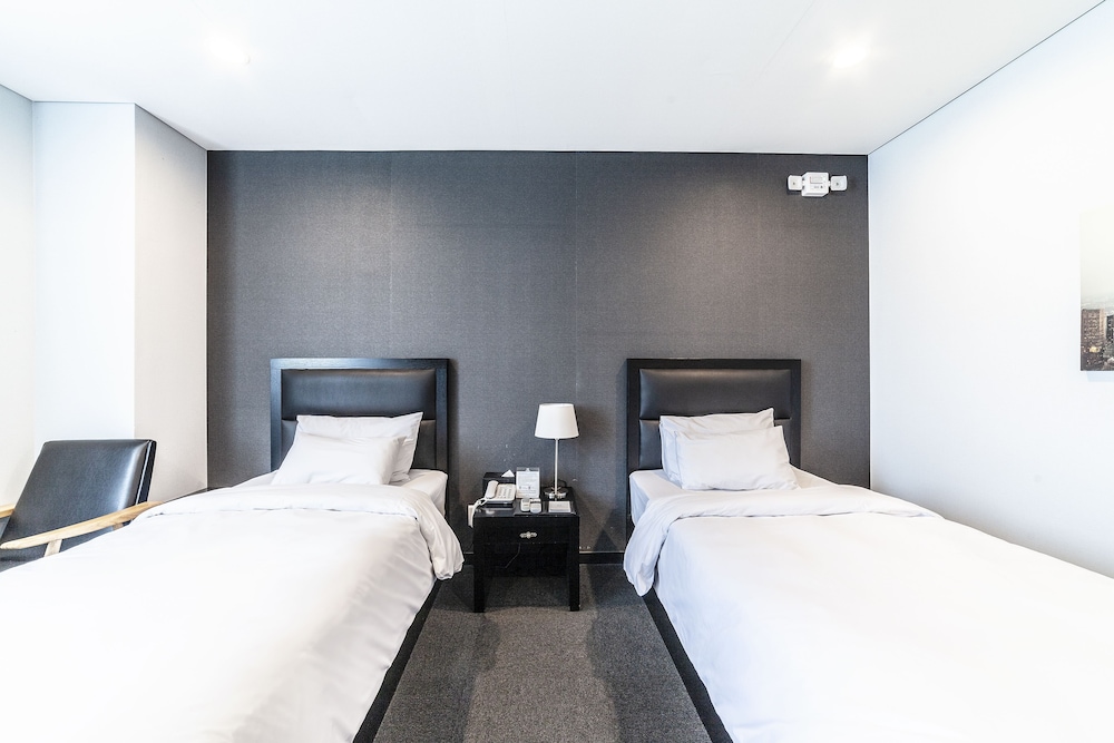 Gangneung Tourist Hotel 18/60