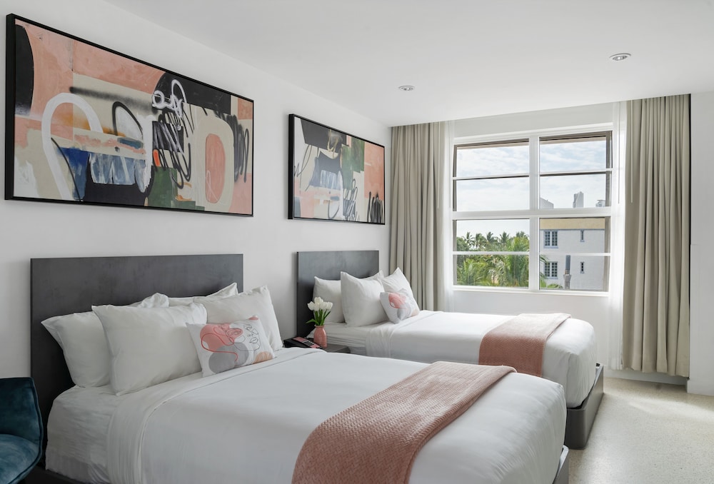 ROOM, 2 DOUBLE BEDS, POOL VIEW