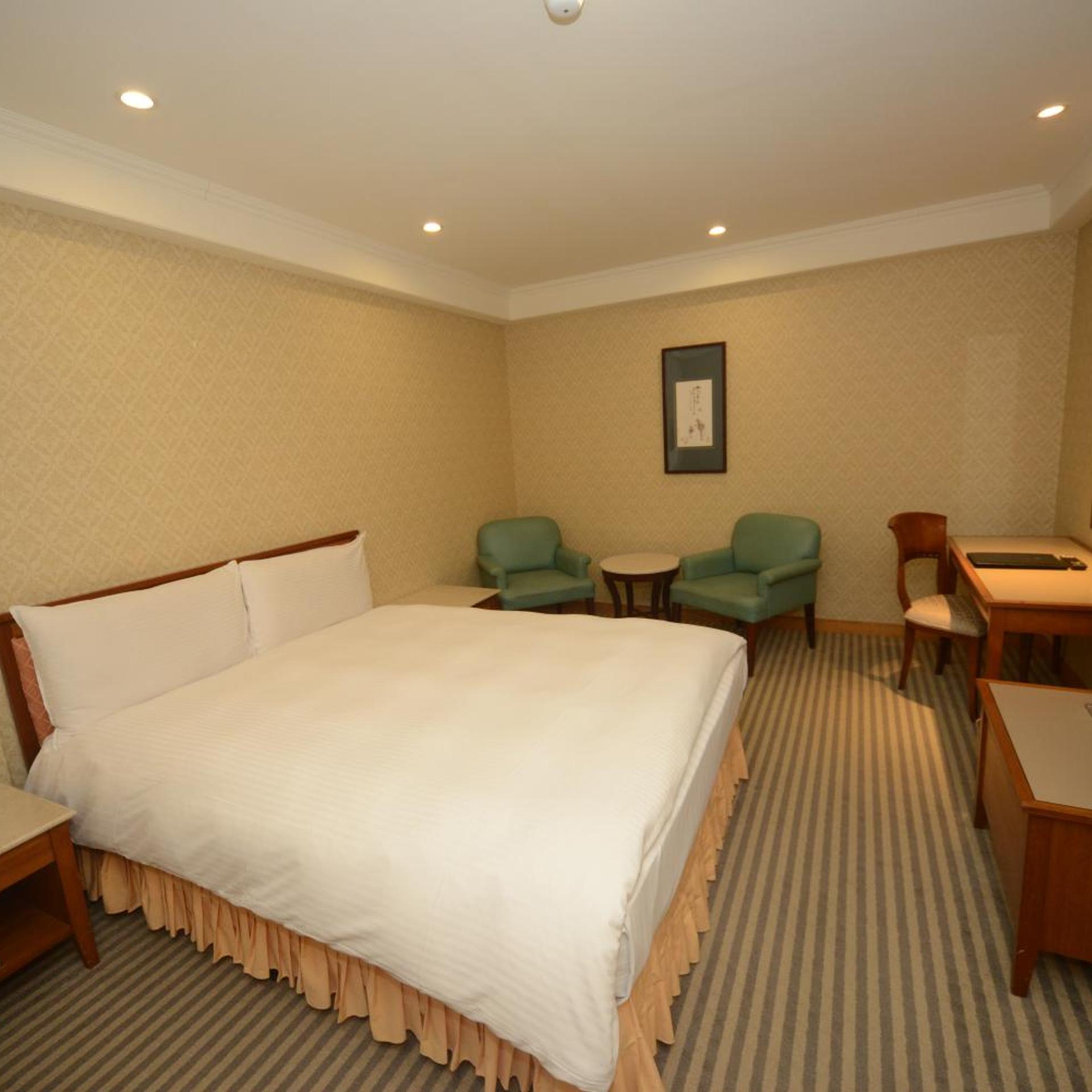 Apollo Hotel 21/83