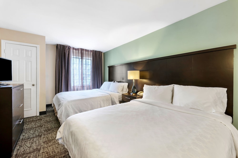 Staybridge Suites Philadelphia-Mt. Laurel 8/50