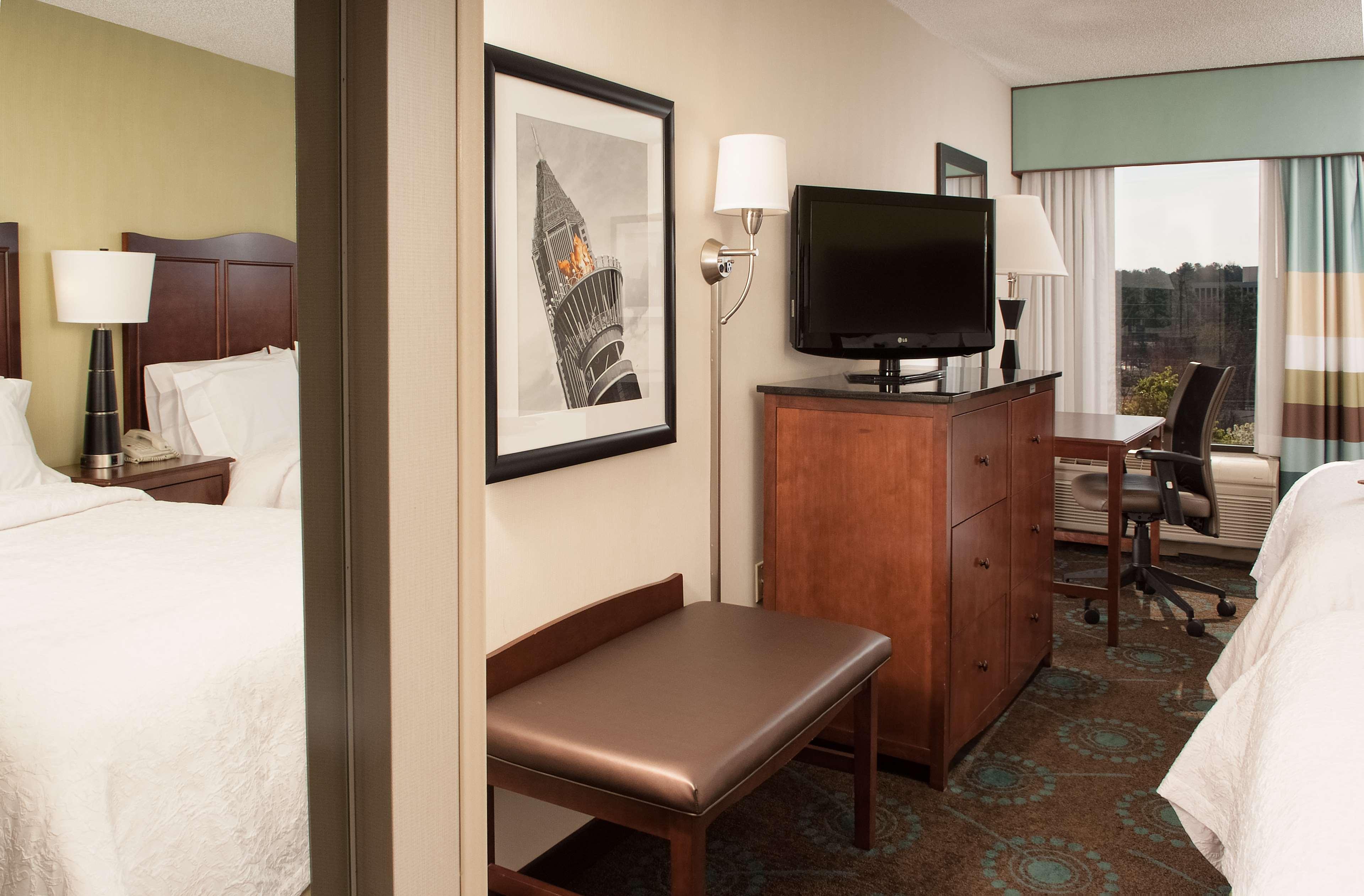 Atlanta-North Druid Hills Hotel 28/36