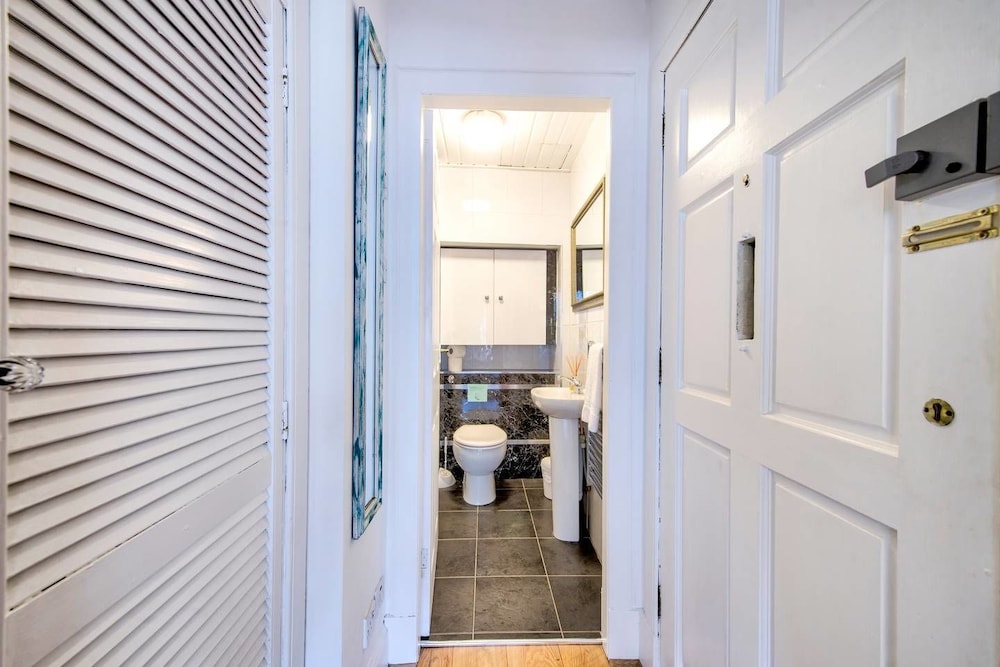 STAY EDINBURGH CITY APARTMENTS - ROYAL MILE 15/18