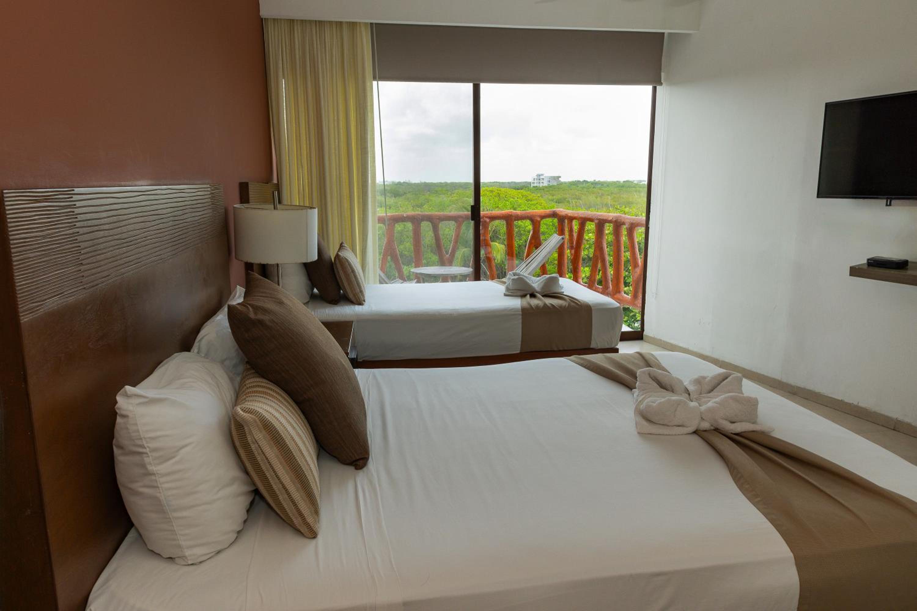 Room, Triple, 1 Queen and 1 Single Bed, Sunset View, Koox Quinto Sole Boutique Hotel 8/8