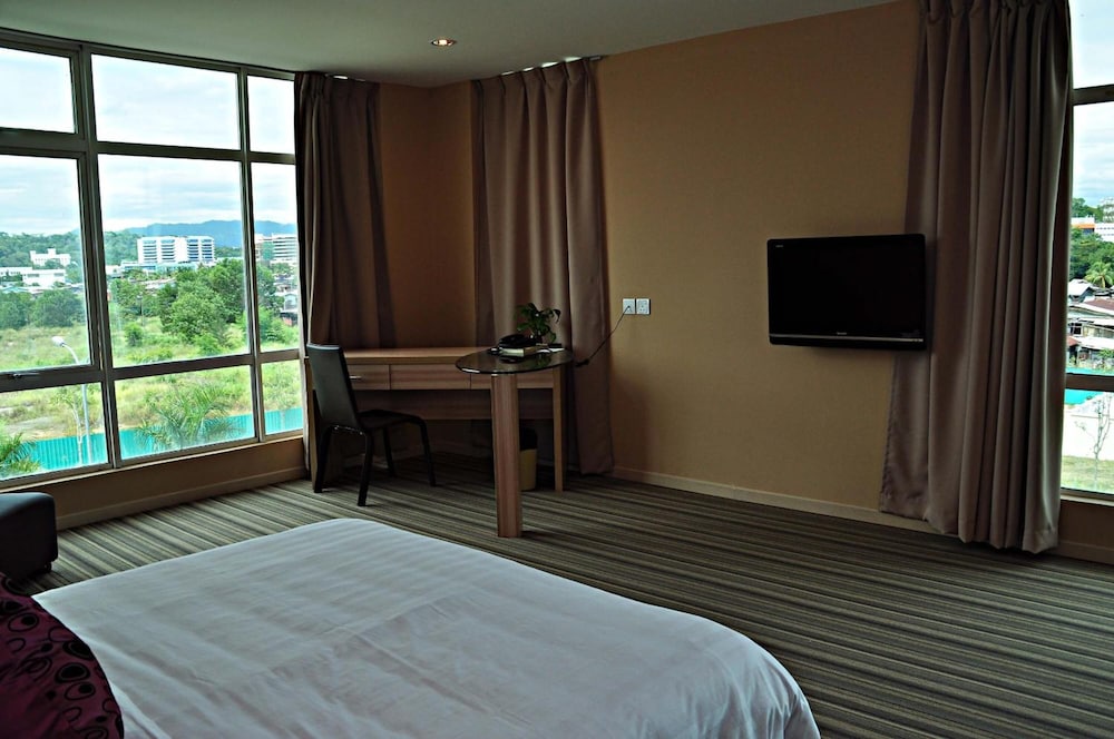 Palette Kota Kinabalu Near by Imago Shopping Mall Formerly Zara's Boutique Hotel 13/53
