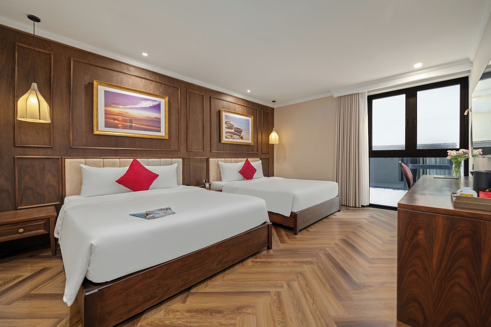 Executive, Family, 2 Queen Beds