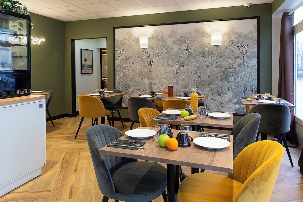 Logis Hotel Lanex 48/64
