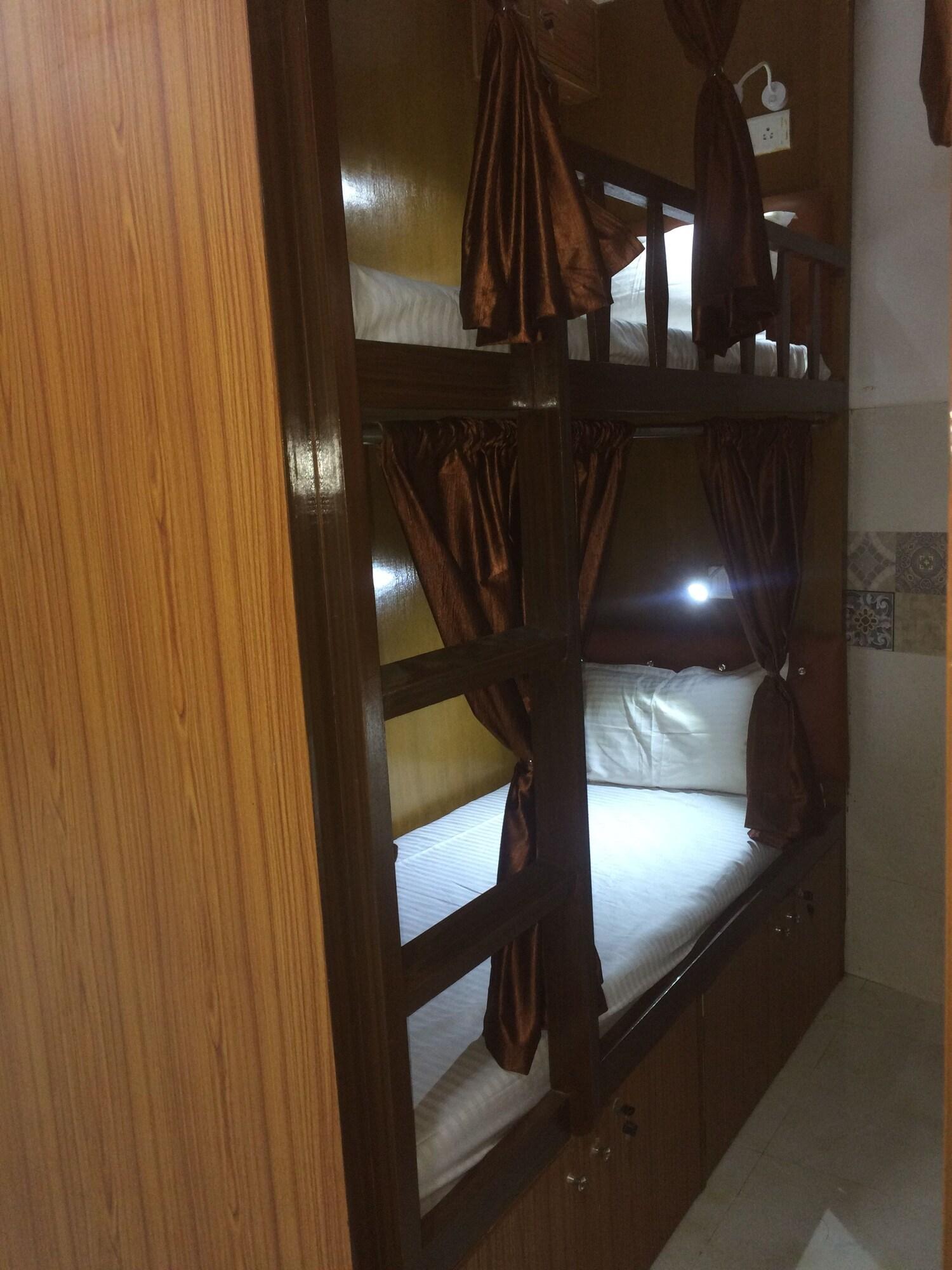 Zara Dormitory 10/13