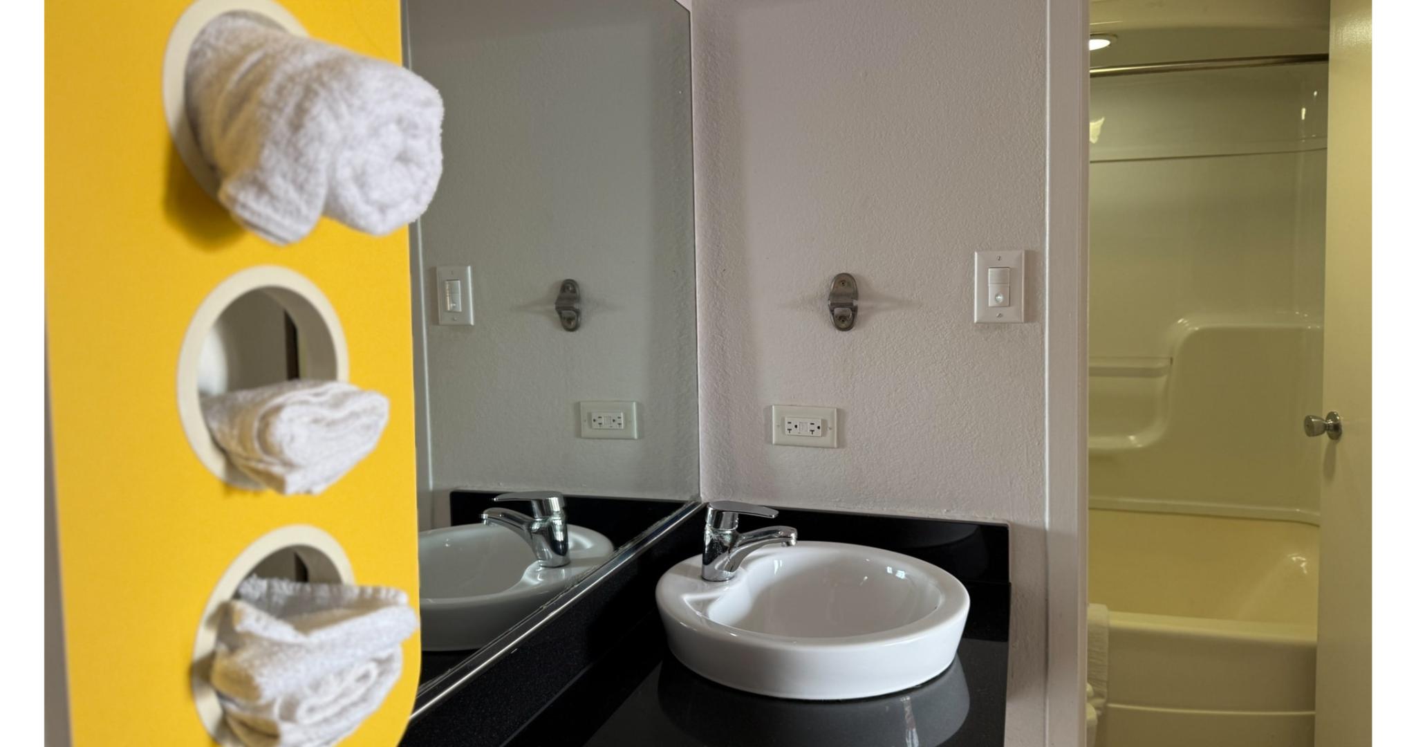 غرفة بسريرين كوين، Motel6 Joliet, IL - I-80 4/5
