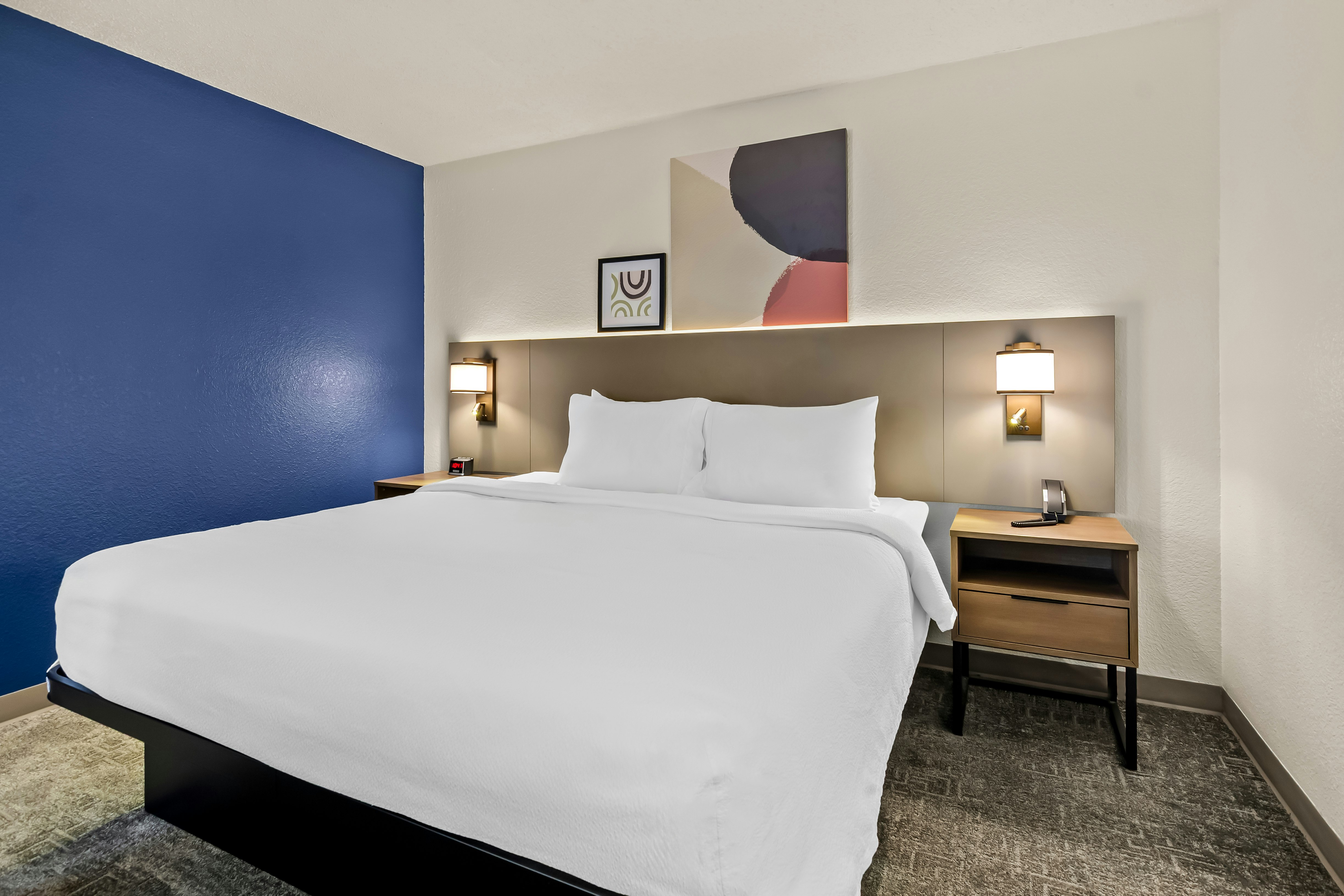 Room, King Bed, Sofa