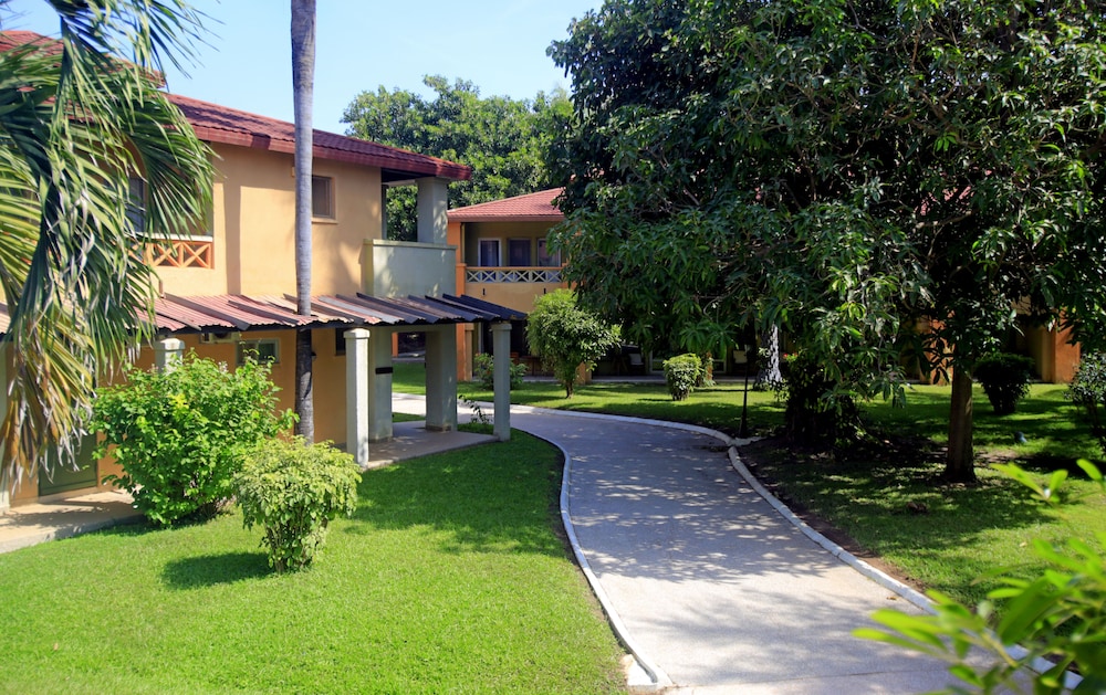 The Kairaba Beach Hotel 73/75