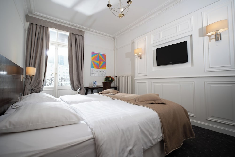 Renovated, Double Bed, Balcony