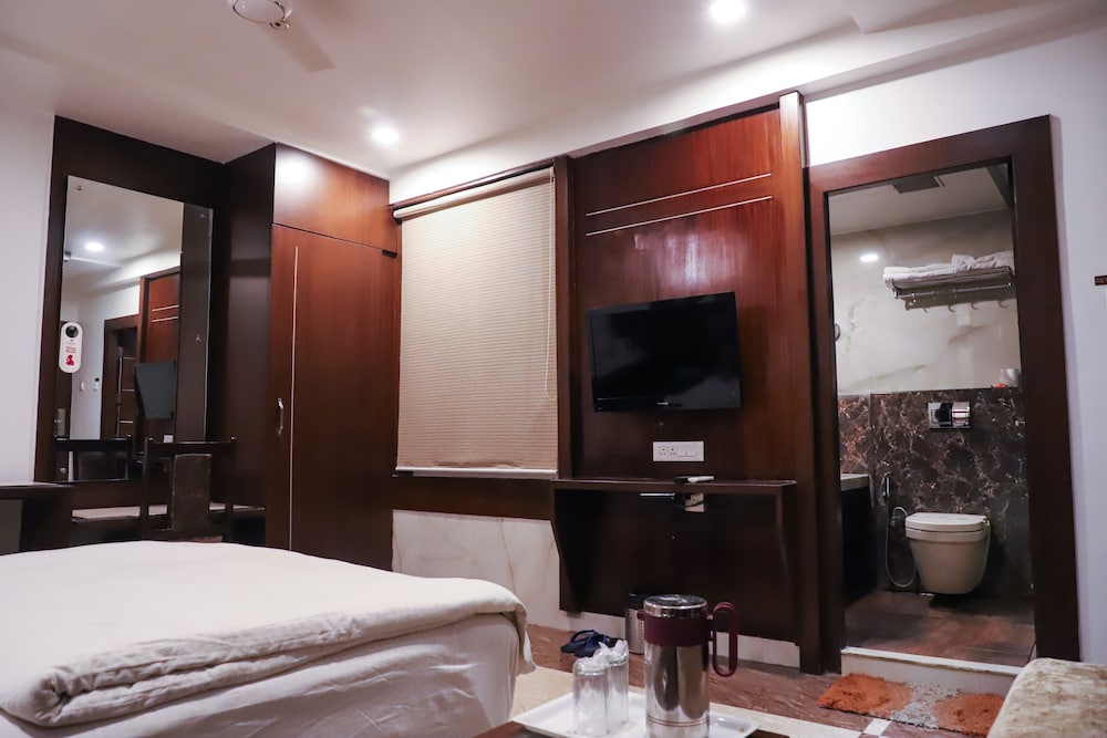 HOTEL VIJAN PALACE 15/28