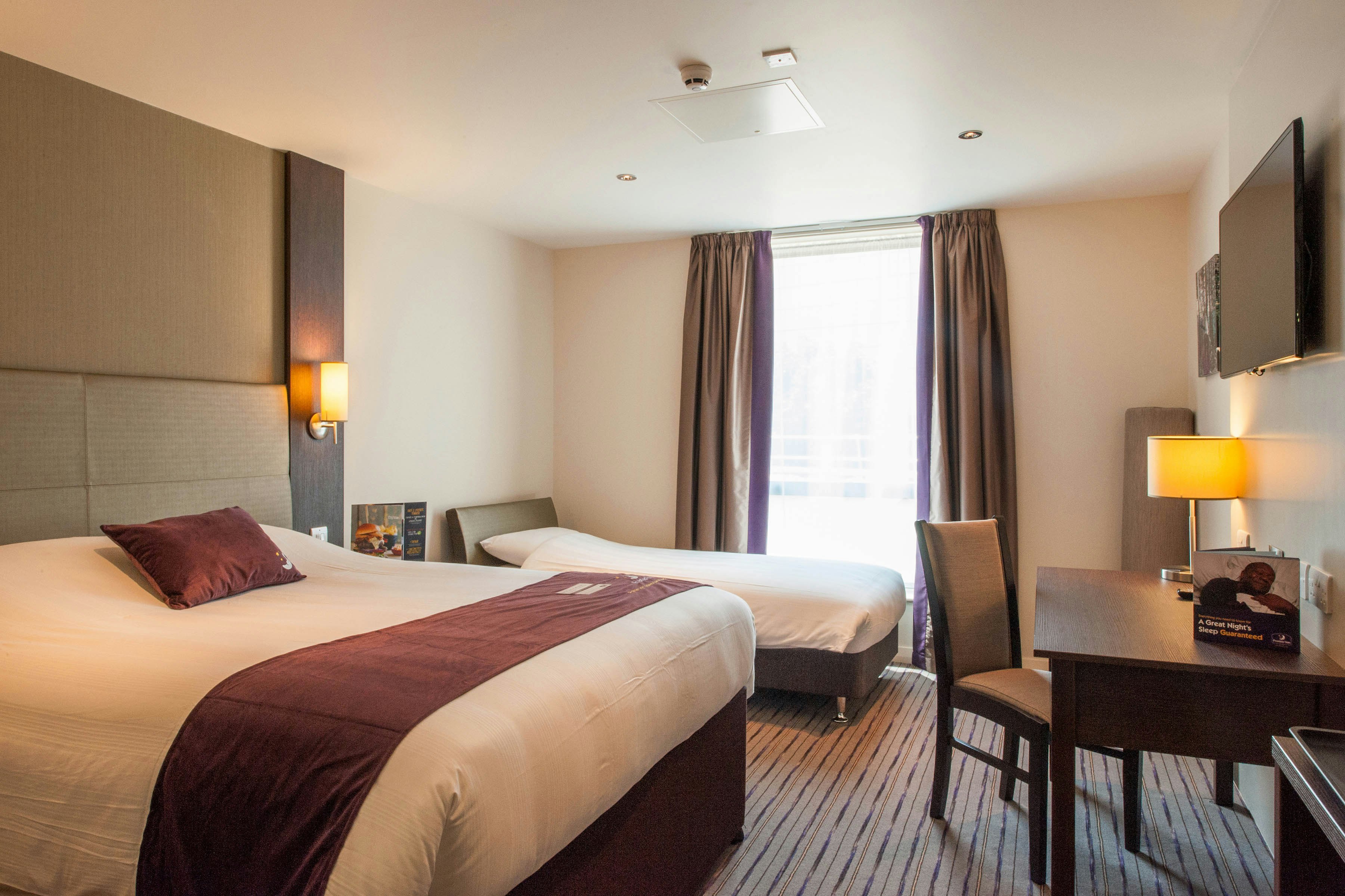 Premier Inn London Wandsworth 11/25