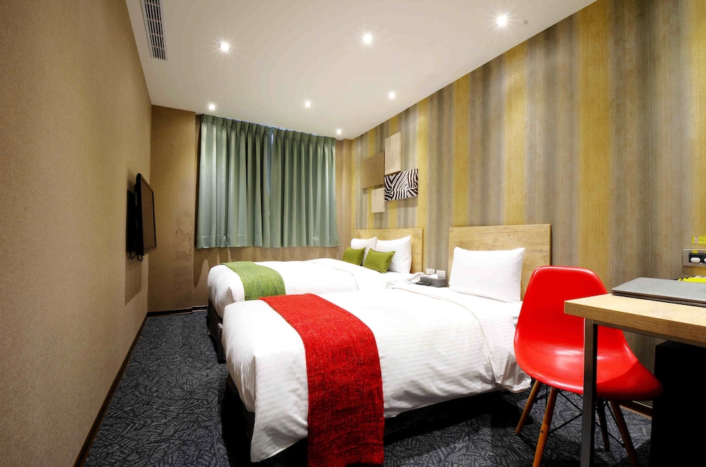 Ark Hotel 23/45