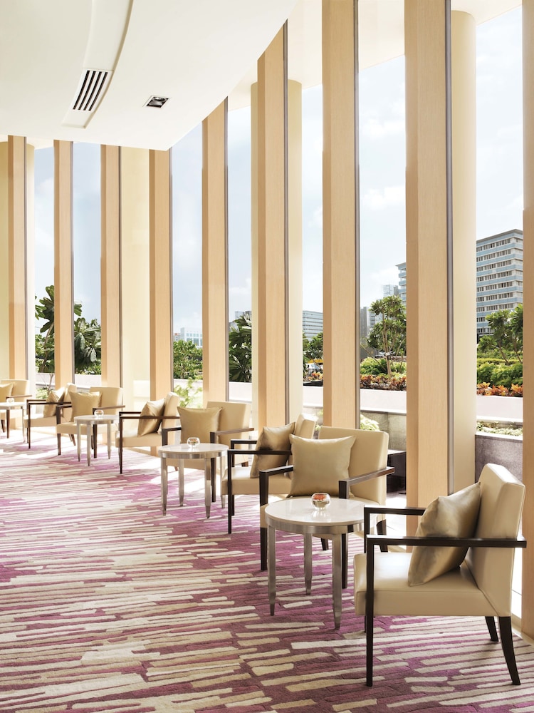 TRIDENT BANDRA KURLA 34/67