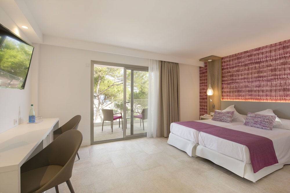 Bella Playa Hotel and Spa 19/78