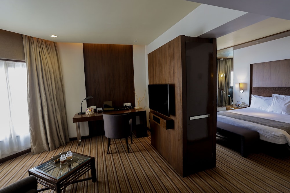 Welcomhotel By Itc Hotels Devee Grand Bay 15/71