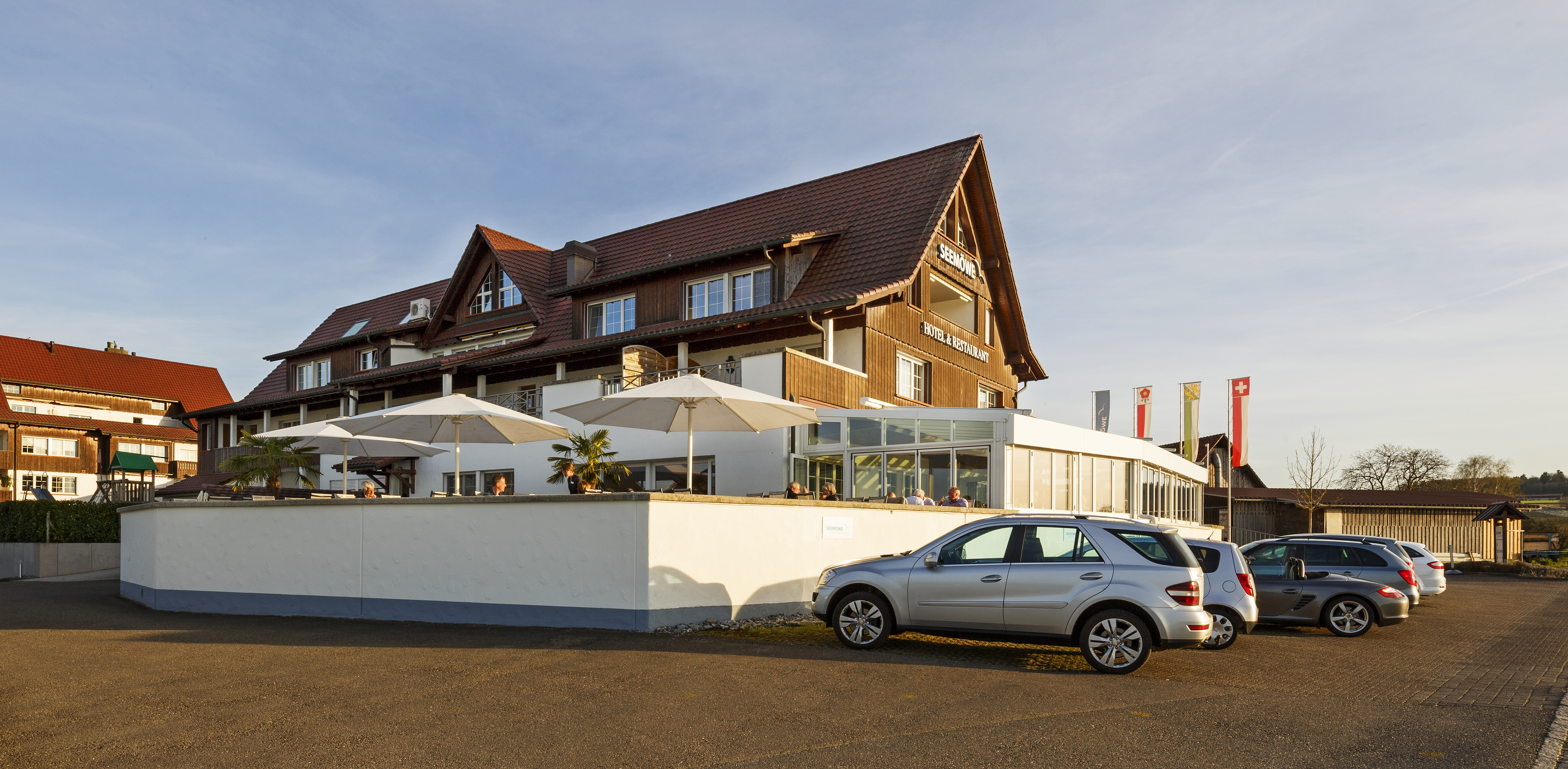 SEEMOWE SWISS QUALITY HOTEL 49/56
