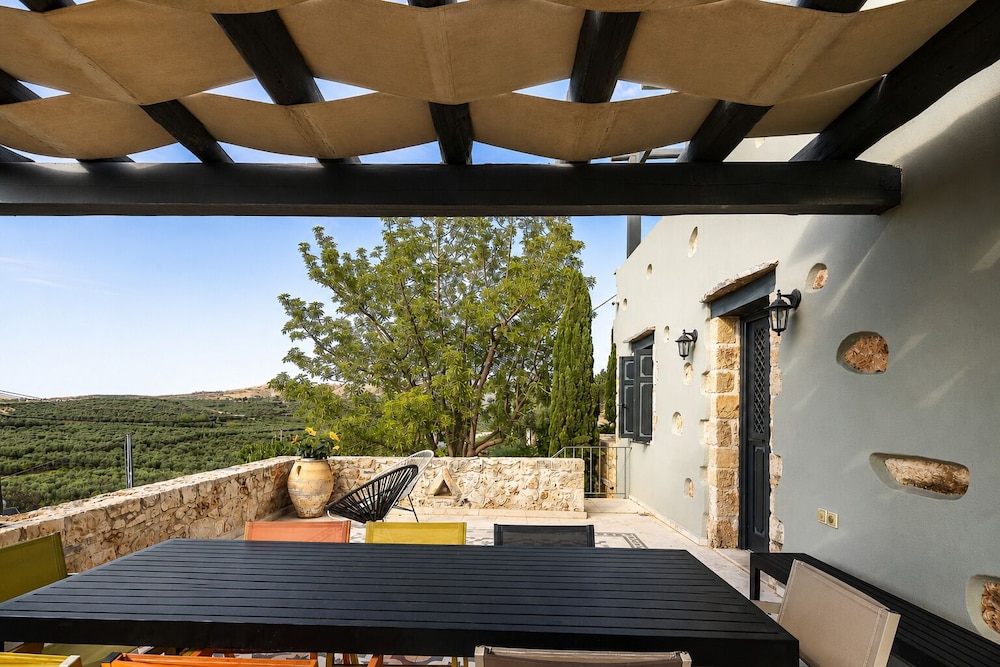 Erondas Cretan Country Villas 24/50