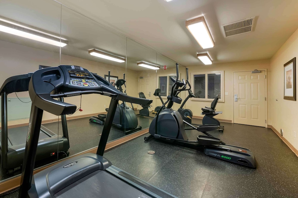 Extended Stay America - Orlando - Convention Ctr - 6443 Westwood 21/47