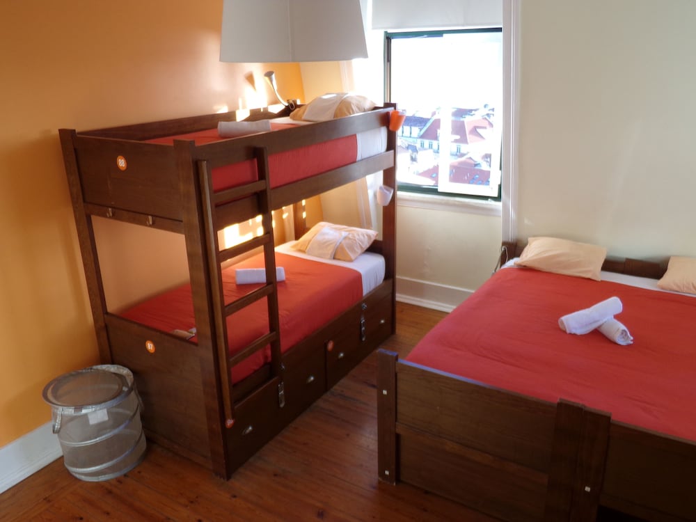 Lisbaon Hostel 26/68