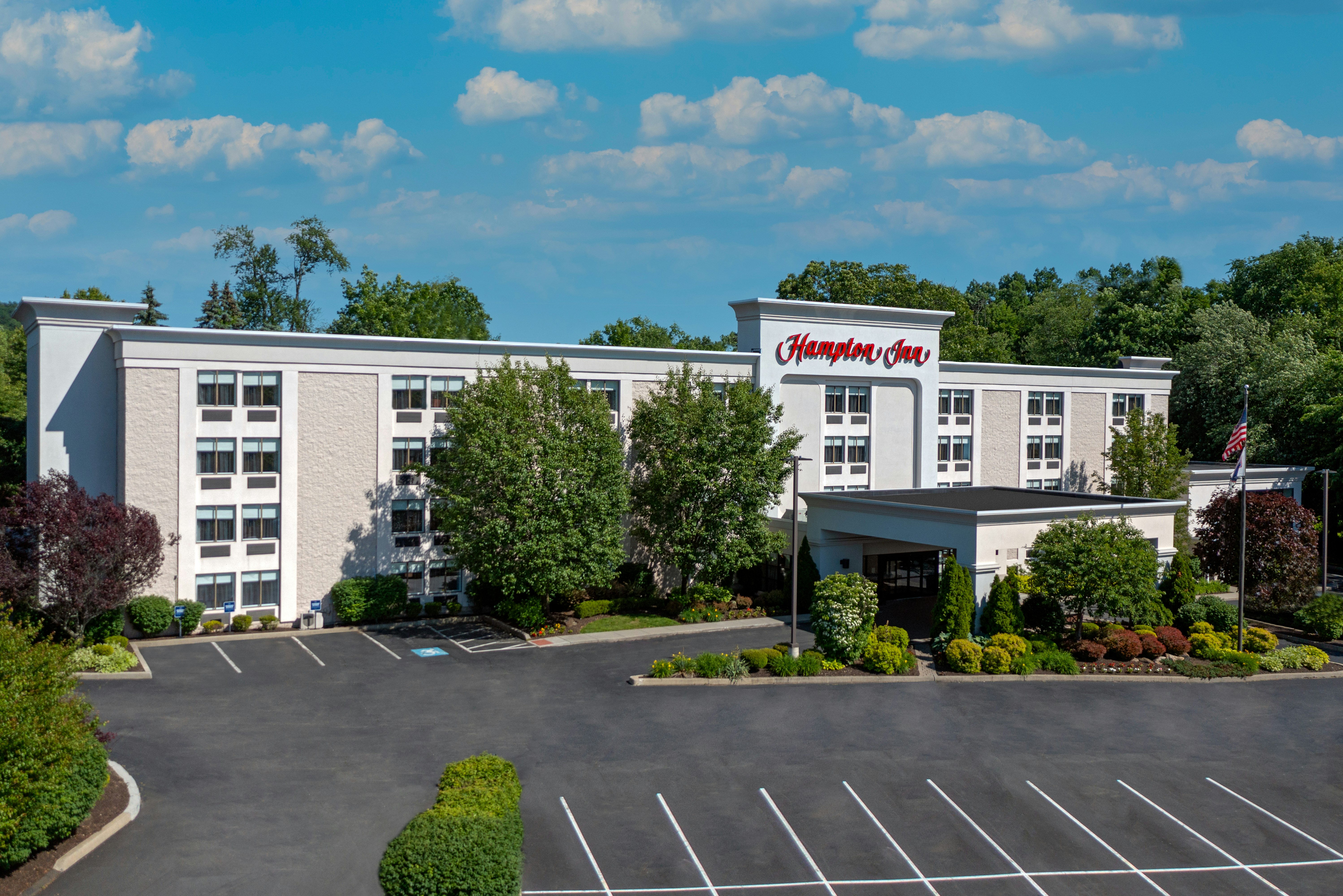 Hampton Inn Danbury Ct 50/51