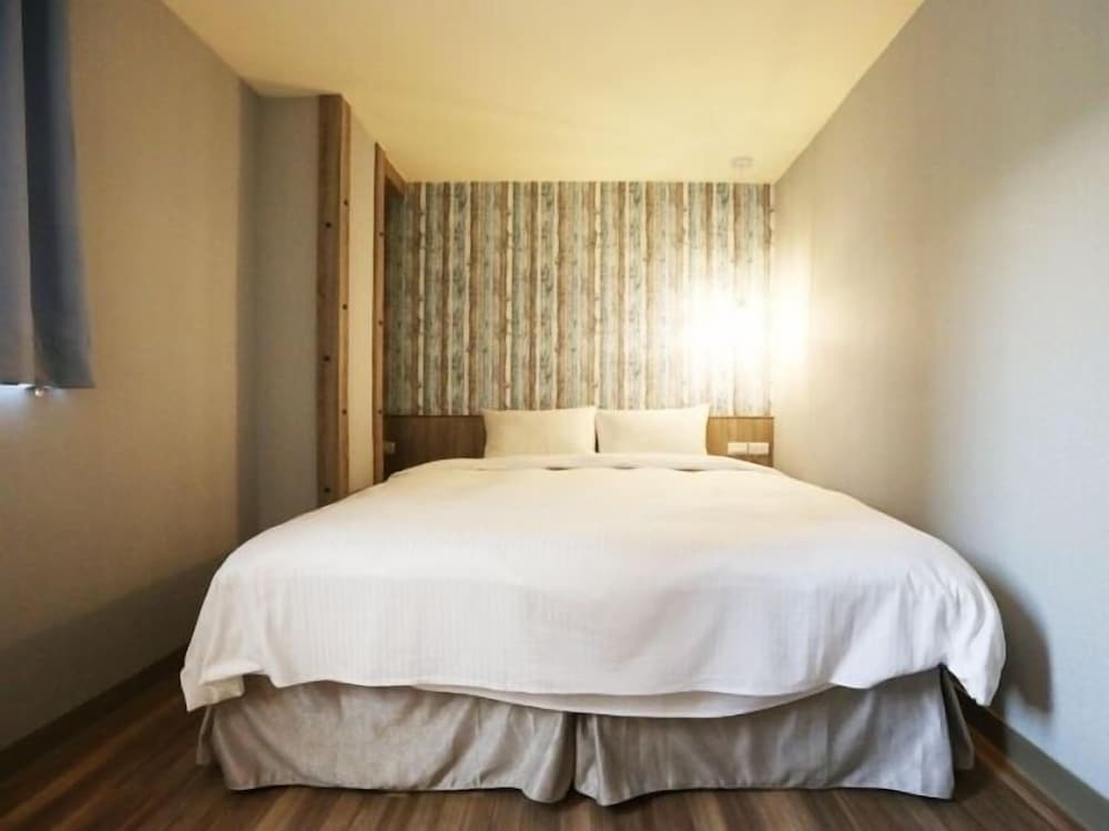 STANDARD, DOUBLE BED