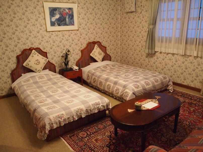Standard, Single, Twin Beds