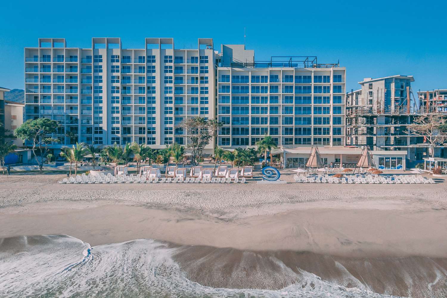 Radisson Riviera Panama 40/48