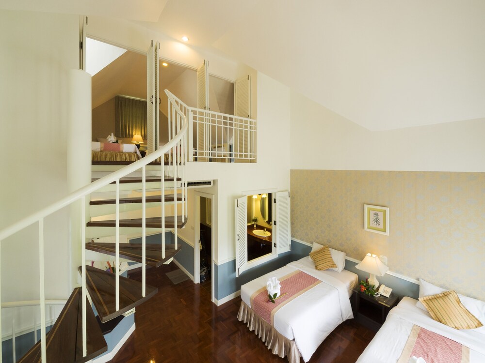 Brookside Valley Resort 31/77