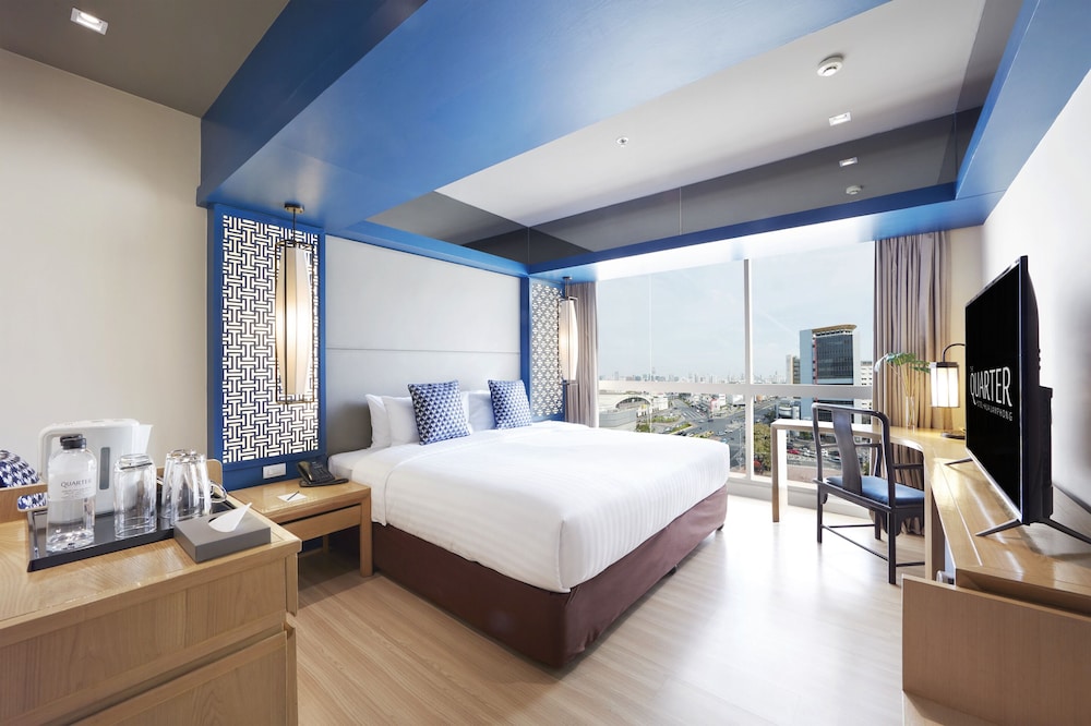 The Quarter Hualamphong by UHG 27/69