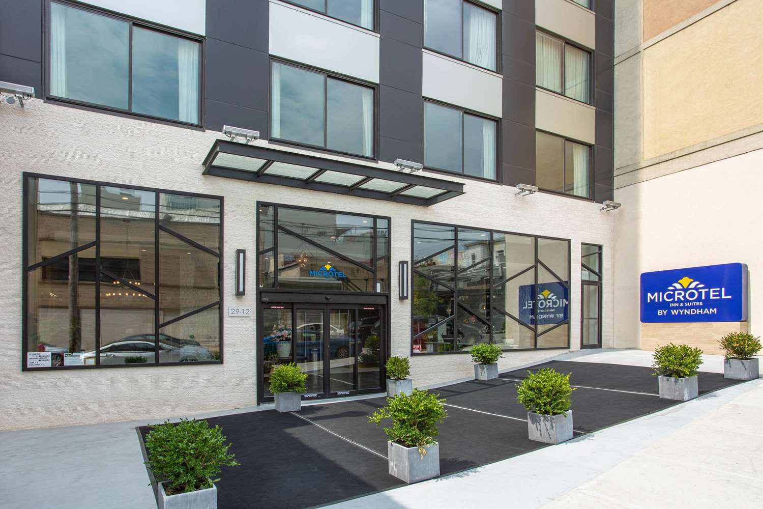 Microtel Inn By Wyndham Long Island City 5/60