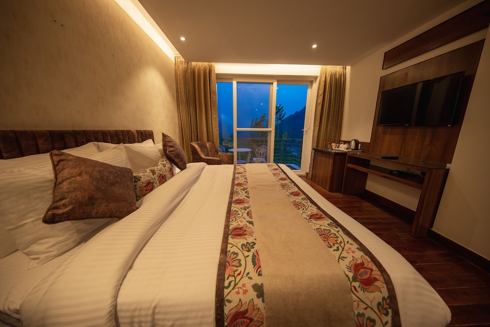 juSTa Grand View Resort & Spa Manali 40/73
