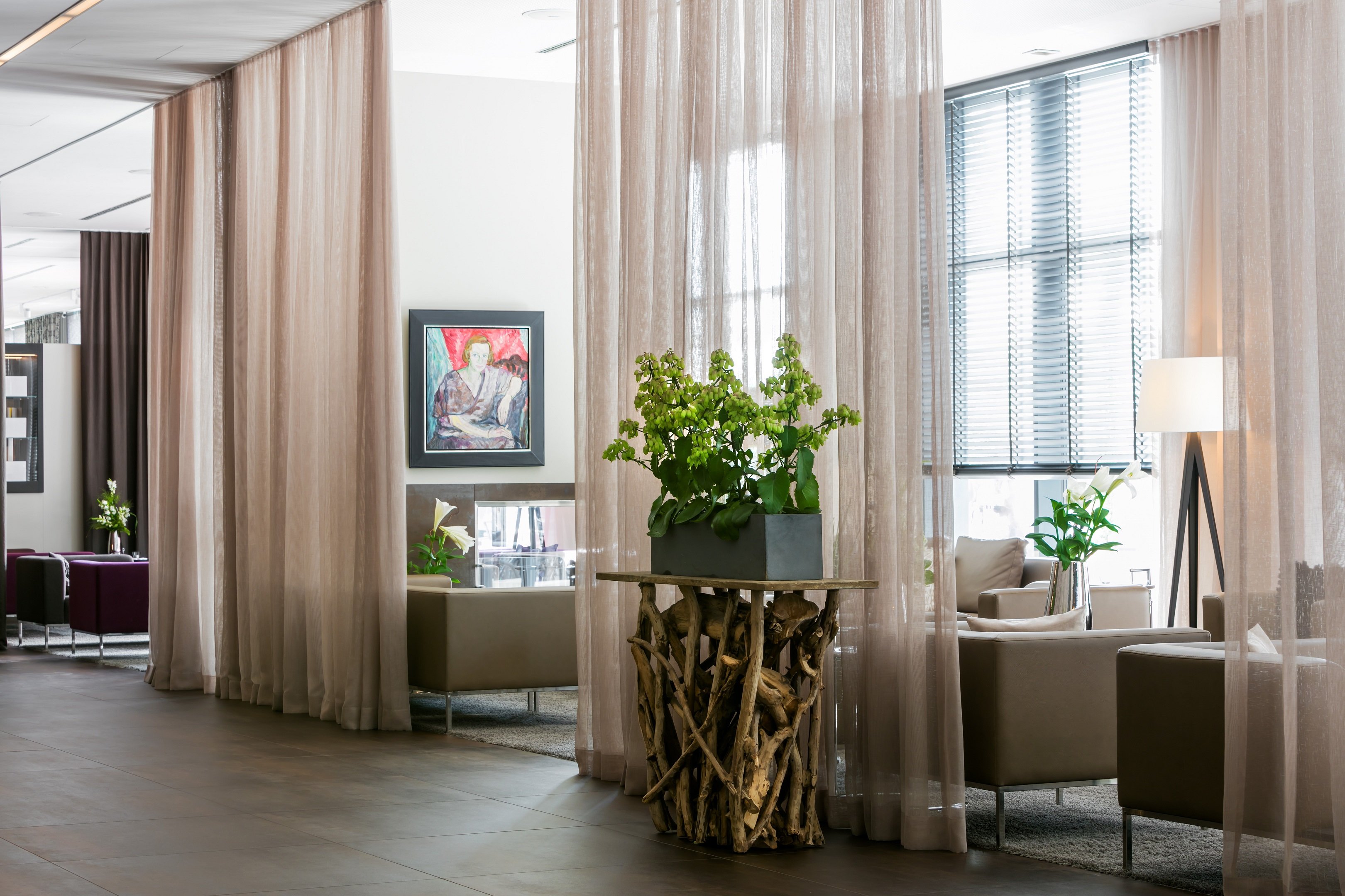 Hotel 47 24/42